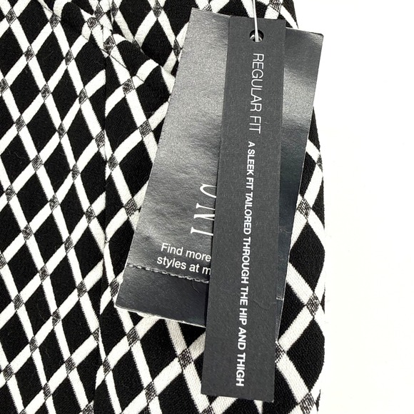 NWT INC International Concepts Women's Black White Diamond Print Shorts Size 12 - Picture 6 of 13